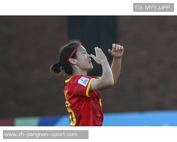 中国U17女足主帅王洪亮展望世界杯小组出线目标期待带给球迷新体验