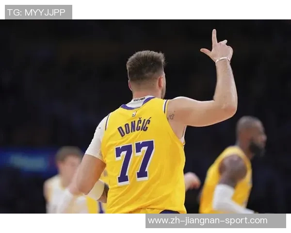 帕森斯称詹姆斯缺席为东契奇提供适应机会是积极信号