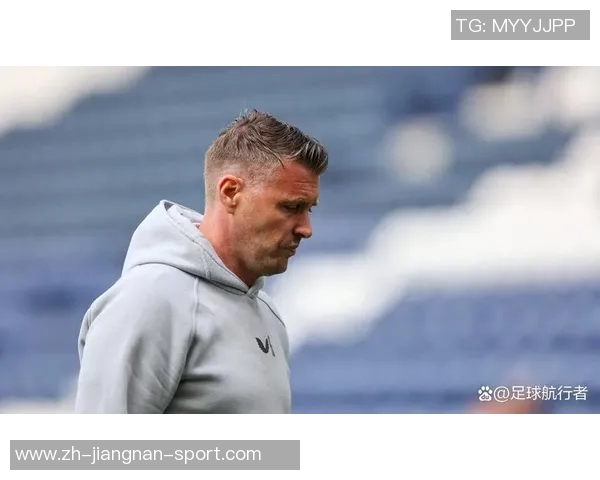 前米堡主帅罗伯爱德华兹正式回归狼队担任主教练合同为期三年半 前米堡主帅罗伯爱德华兹正式回归狼队担任主教练合同为期三年半